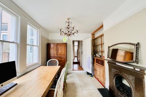 20 Isla Road, London, SE18 3AA