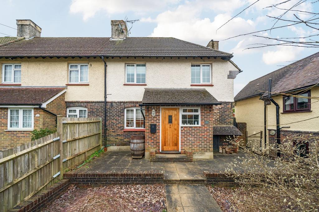 Warlingham, Warlingham CR6 3 bed end of terrace house for sale £475,000