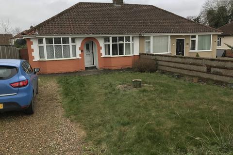 2 bedroom semi-detached bungalow for sale - Dennis Road, Norwich, Norfolk