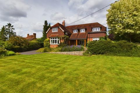 5 bedroom detached house for sale, Wood View, 9 Hale Road