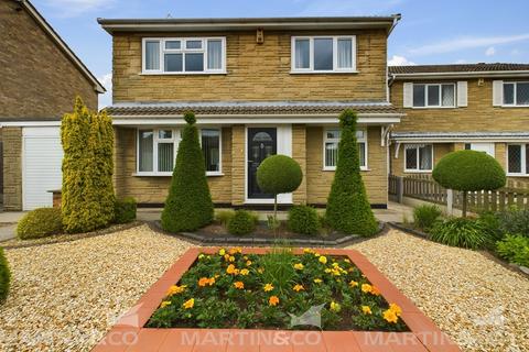 4 bedroom detached house for sale, Goodison Boulevard, Cantley