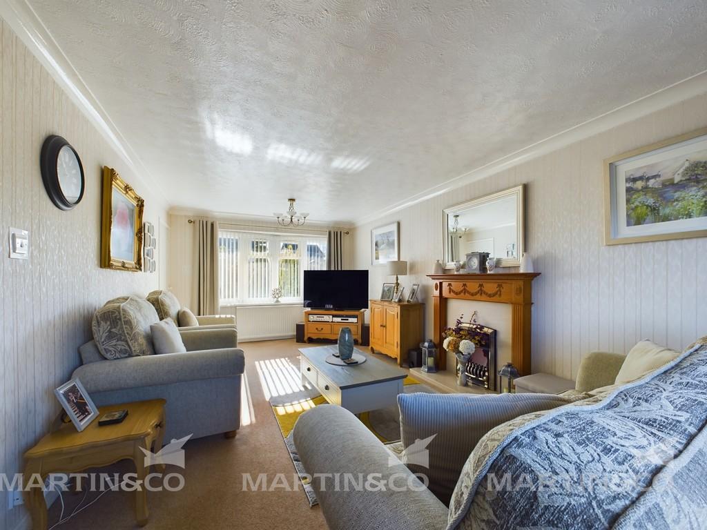 Goodison Boulevard, Cantley 4 bed detached house for sale £300,000