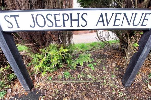 4 bedroom detached house for sale, 30 St Josephs Avenue