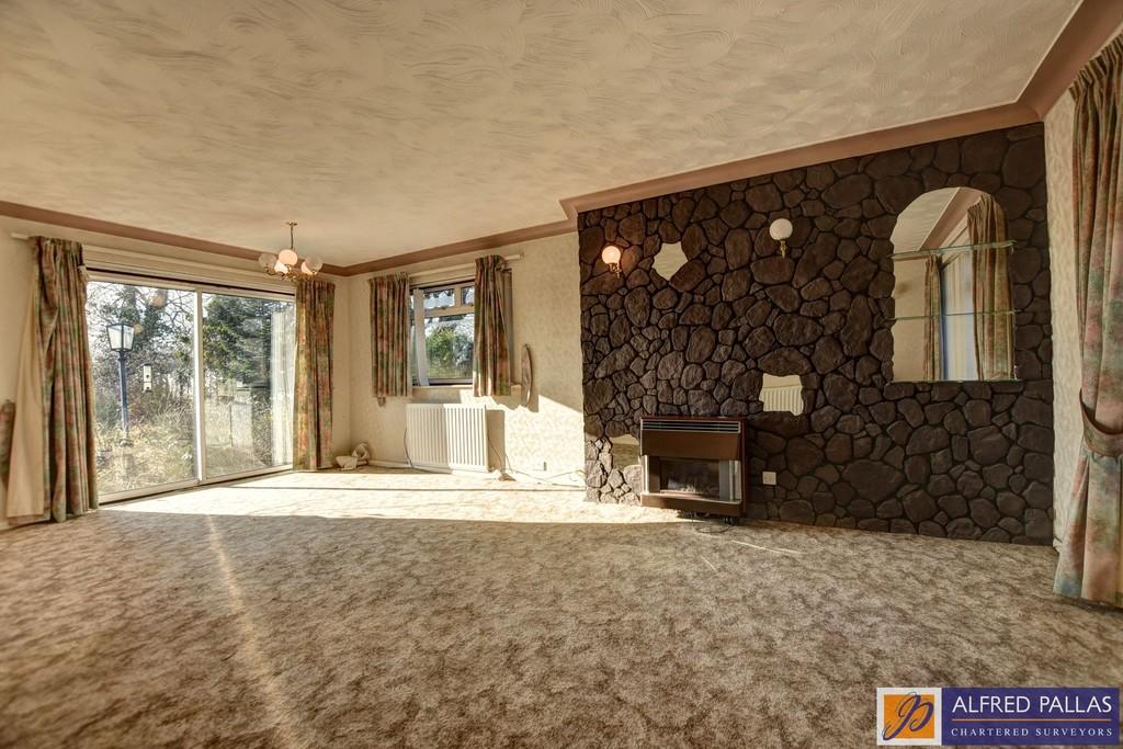 Natley Avenue, East Boldon 3 bed detached bungalow for sale £350,000
