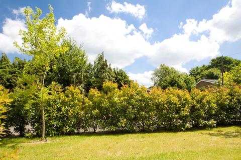 undefined, Flat 4, 30 Chiltern Court, Goring on Thames, RG8