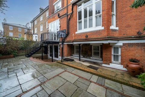 7 bedroom detached house to rent, Phillimore Place, Phillimore Estate W8