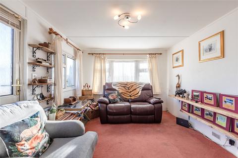 1 bedroom park home for sale, Woodlands, Addlestone KT15