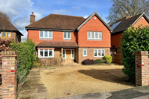 Thornwood The Drive, Godalming, GU7 1PD