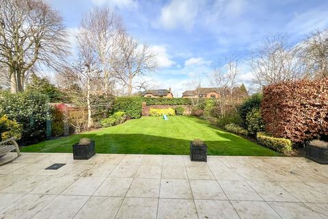 Thornwood The Drive, Godalming, GU7 1PD