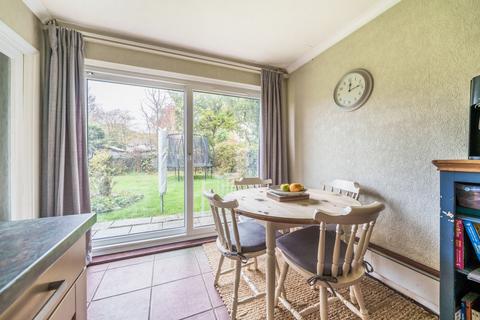 Jays Nursery Close, Woking, GU21 4UQ