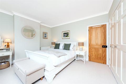 190 Ellerton Road, Surbiton, KT6 7UD