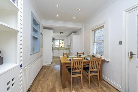 12 Hook Road, Surbiton, KT6 5BH