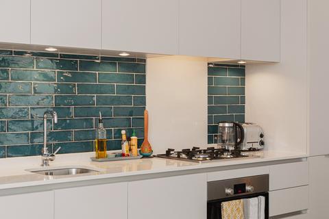 96 Brighton Road, Surbiton, KT6 5PP