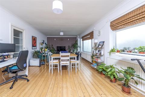 Flat 18, Anglesea House Anglesea Road, Kingston Upon Thames, KT1 2ET