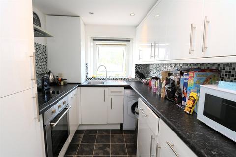 2 bedroom flat for sale, Anglesea Road, Kingston Upon Thames KT1