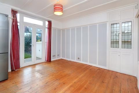 48 Westfield Road, Surbiton, KT6 4EJ