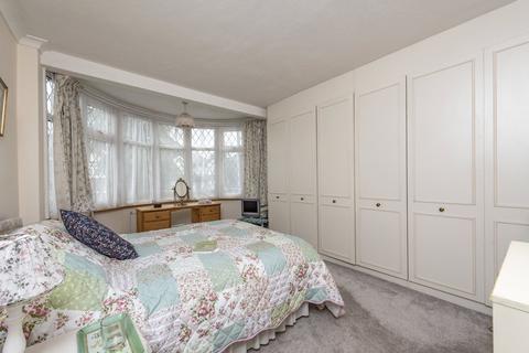 56 The Ridings, Surbiton, KT5 8HQ