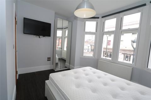 5 bedroom property for sale - Brighton Road, Surbiton KT6