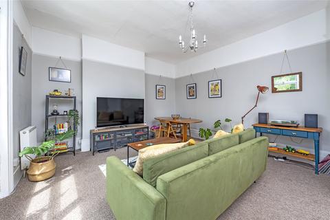 2 bedroom flat for sale, Anglesea Road, Kingston Upon Thames KT1