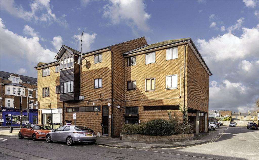 Cottage Grove, Surbiton KT6 1 bed flat for sale £325,000