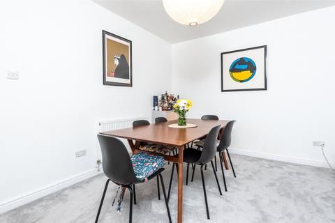 25 Hill Crescent, Surbiton, KT5 8DP