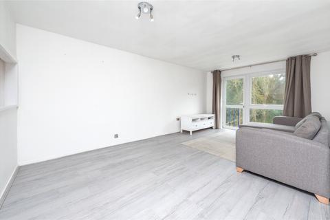 1 bedroom flat for sale, Glenbuck Road, Surbiton KT6