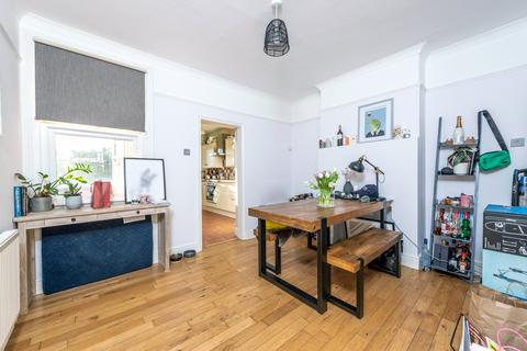52 Beaconsfield Road, Surbiton, KT5 9AP