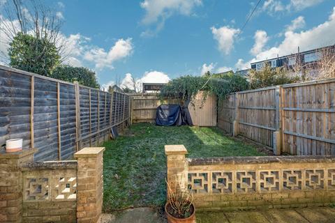52 Beaconsfield Road, Surbiton, KT5 9AP