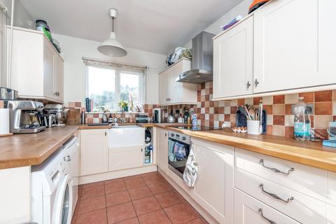 52 Beaconsfield Road, Surbiton, KT5 9AP