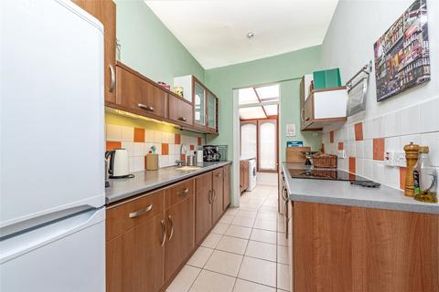 3 bedroom end of terrace house for sale, Surbiton KT6