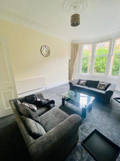 2 bedroom flat to rent - Barrington Drive, West End G4