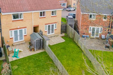 3 bedroom end of terrace house for sale, Parklands View, Sheffield S26