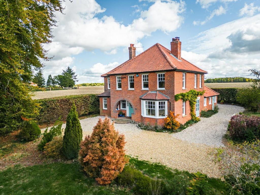 Barnham Broom 4 bed detached house for sale £750,000