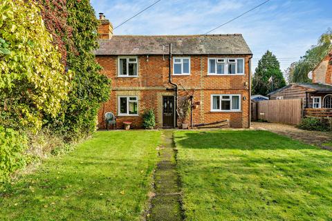 2 bedroom semi-detached house for sale, Bridge Road, Aylesbury HP18