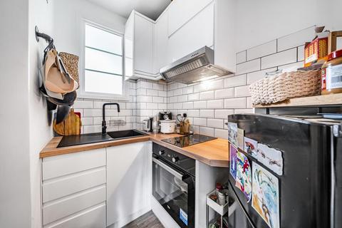 1 bedroom flat for sale, Hamlet Gardens, Hammersmith