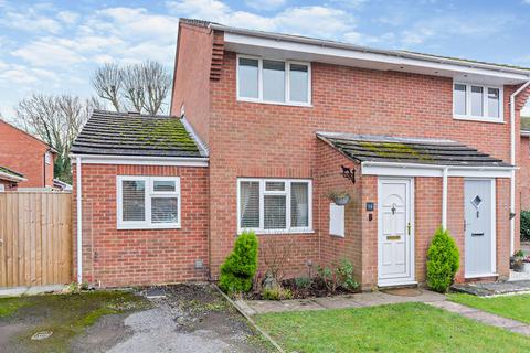 16 Flemming Avenue, Chalgrove, Oxford, OX44 7SN