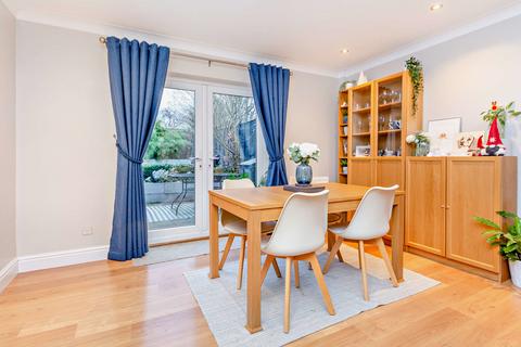16 Flemming Avenue, Chalgrove, Oxford, OX44 7SN