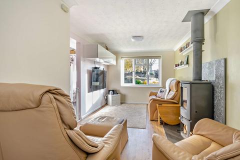 10 Chiltern View, Little Milton, Oxford, OX44 7QP