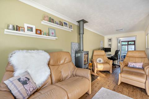 10 Chiltern View, Little Milton, Oxford, OX44 7QP