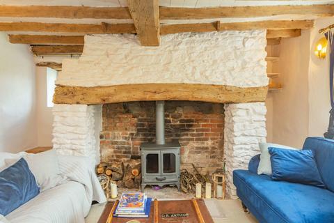 2 bedroom cottage for sale - The Green, Oxford OX44