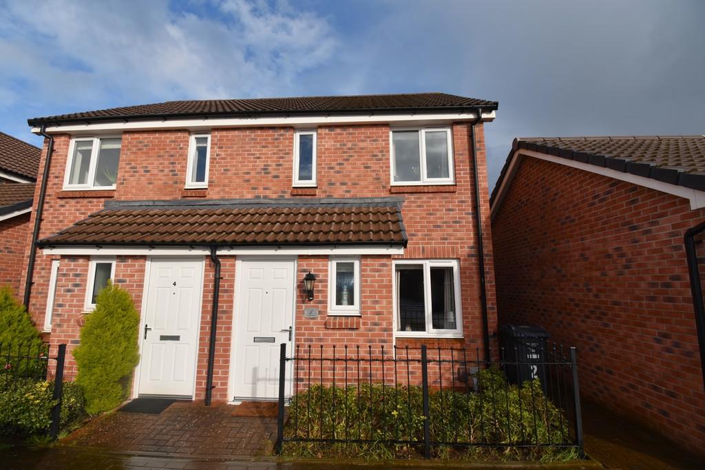 Mulberry Road, Cranbrook, Exeter 2 bed semidetached house for sale £
