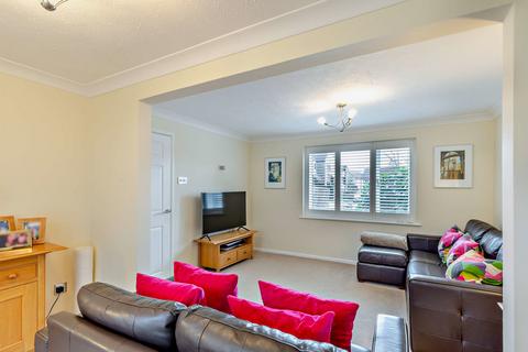 34 Chiltern View, Little Milton, Oxford, OX44 7QP
