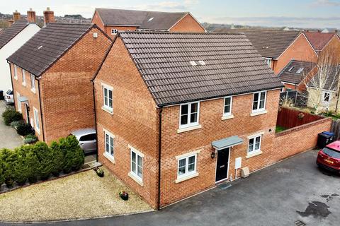 49 Barons Crescent, Trowbridge, BA14 7FU