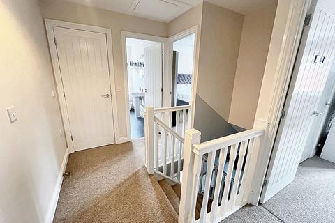 49 Barons Crescent, Trowbridge, BA14 7FU