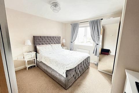 49 Barons Crescent, Trowbridge, BA14 7FU