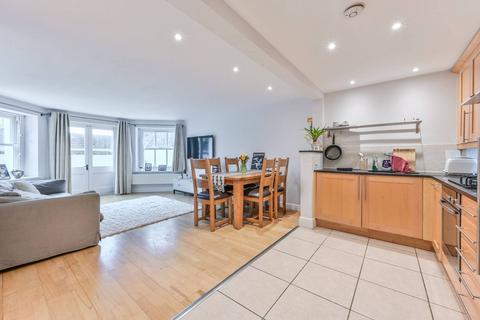 2 bedroom flat for sale, Windmill Drive, Clapham, London, SW4