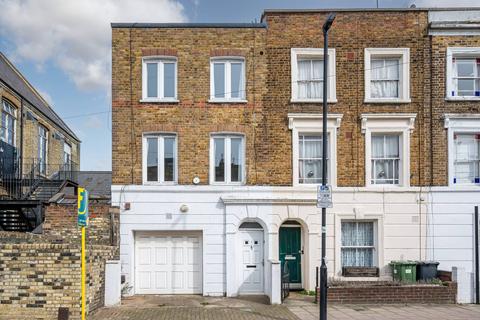 4 bedroom end of terrace house to rent - Elm Park, Brixton, London, SW2