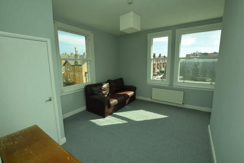 1 bedroom flat for sale, 33 West Street, Scarborough YO11