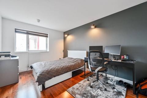 3 bedroom flat for sale, John Harrison Way, Greenwich Millennium Village, London, SE10