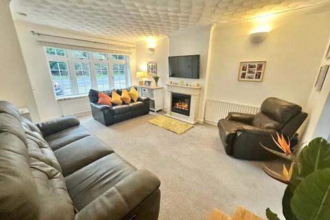 7 Gresham Way, Frimley Green, Camberley, GU16 6LZ